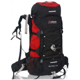 Outside Mochila Baltoro 70+10L